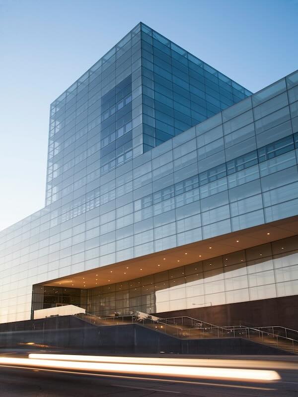 Corporate & Commercial Buildings